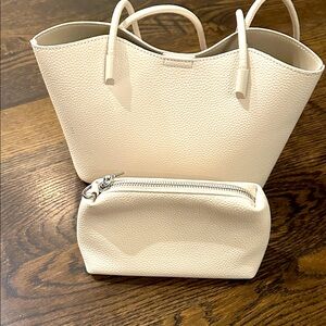 Elegant Cream Tote Bag Set